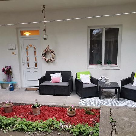 פץ' Malomszeg Apartman מראה חיצוני תמונה