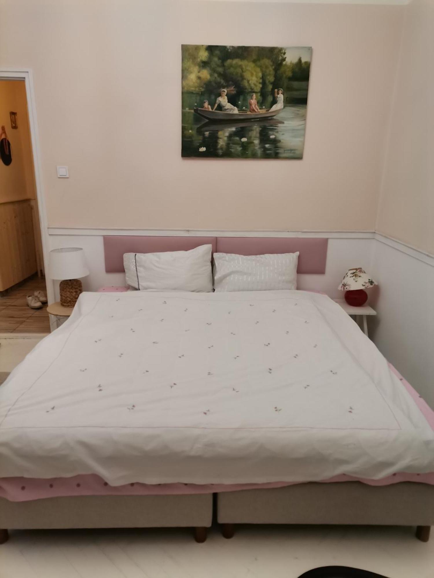 פץ' Malomszeg Apartman מראה חיצוני תמונה